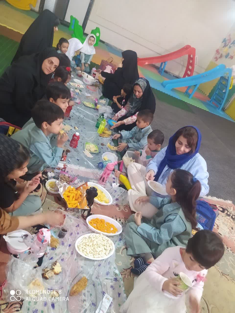 مهد و پیش دبستانی ریحانه های بهشتی